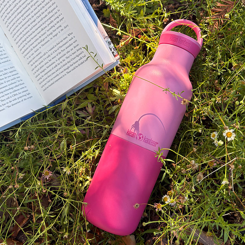 20oz-rise-classic-with-arch-loop-cap-f8 20oz_rise_classic_insulated_bottle_cashmere_rose_grass_book_square.jpg