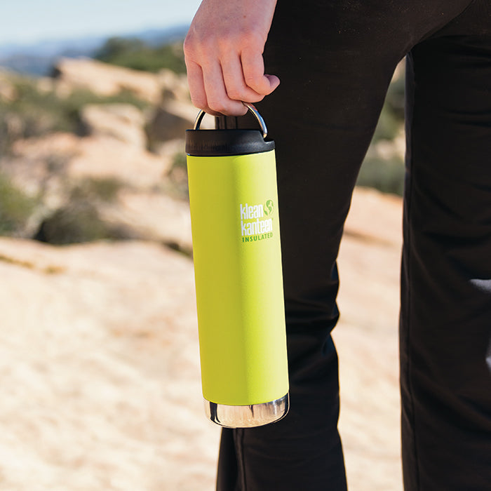 tkwide-cafe-cap-i0 K20TKWPCC-JP-cafecap-loop-hiking_lifestyle.jpg
