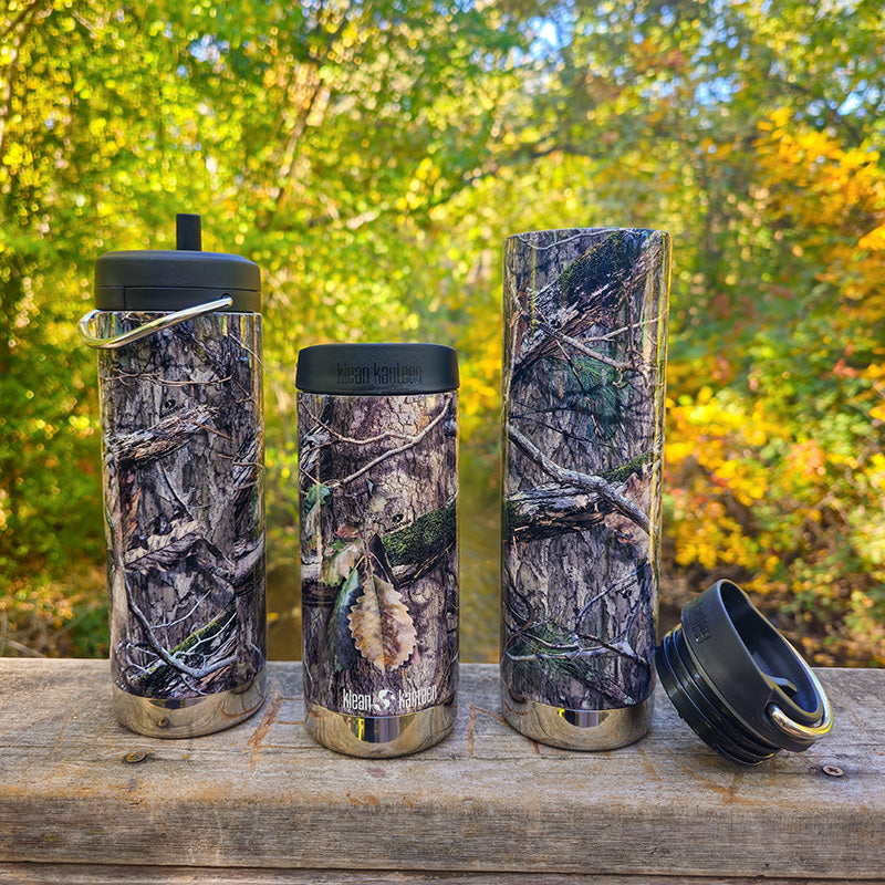 16oz-tkwide-with-cafe-cap-mossy-oak-c7 MossyOak_CountryDNA_collection_lineup_tkwide_railing_square.jpg