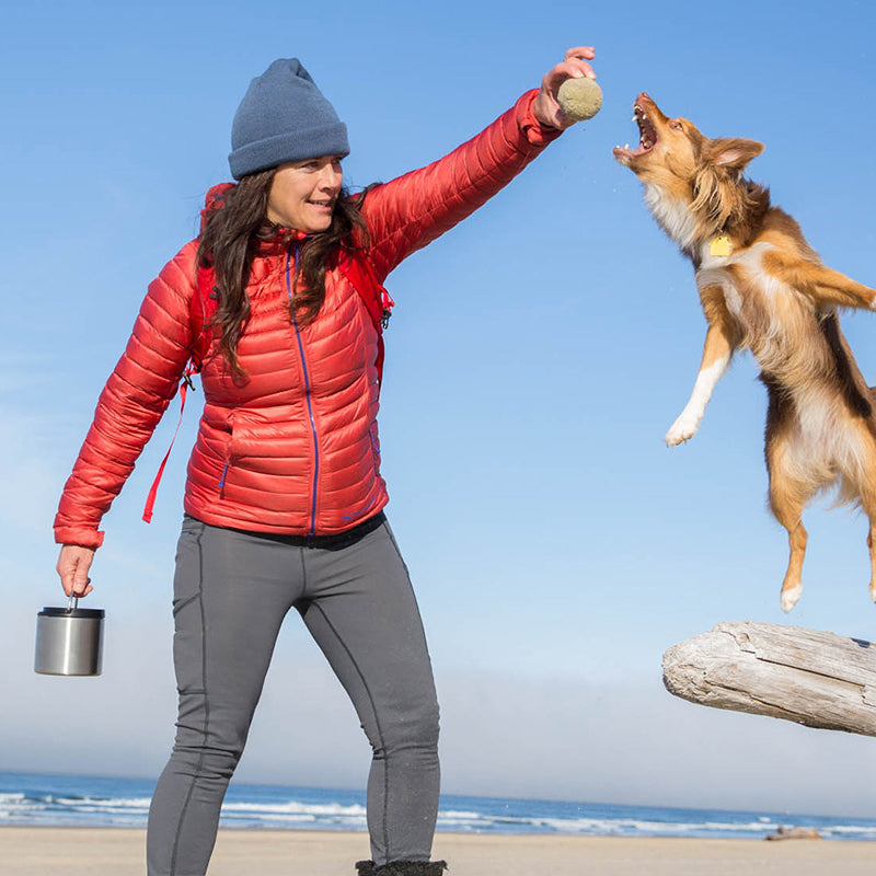 32oz-tkcanister-food-container-n7 food_canister_32oz_girl_beach_dog_jump_square.jpg