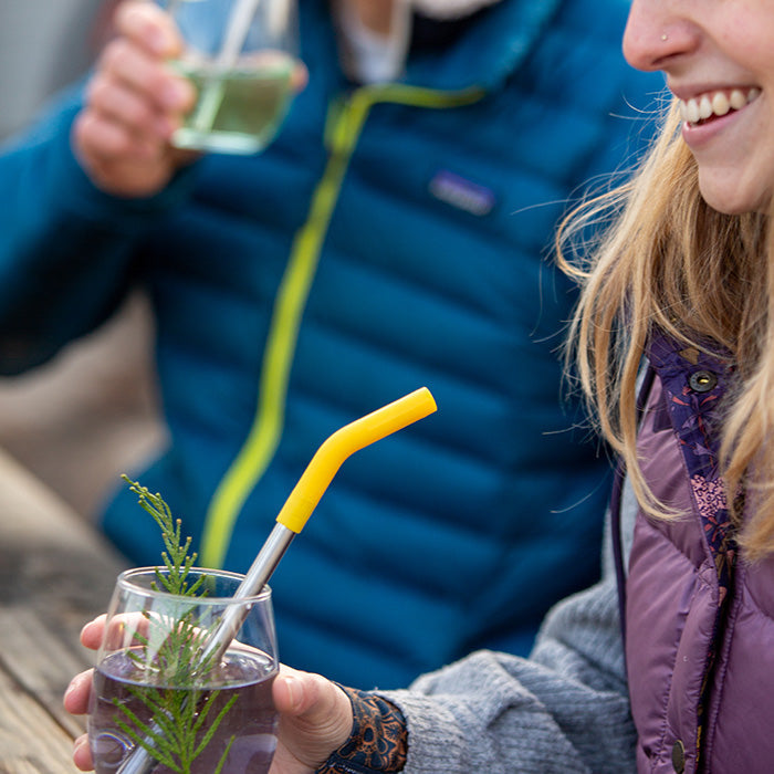 straw-4-pack-p5 recycled_steel_straw_drink_smile_lifestyle.jpg