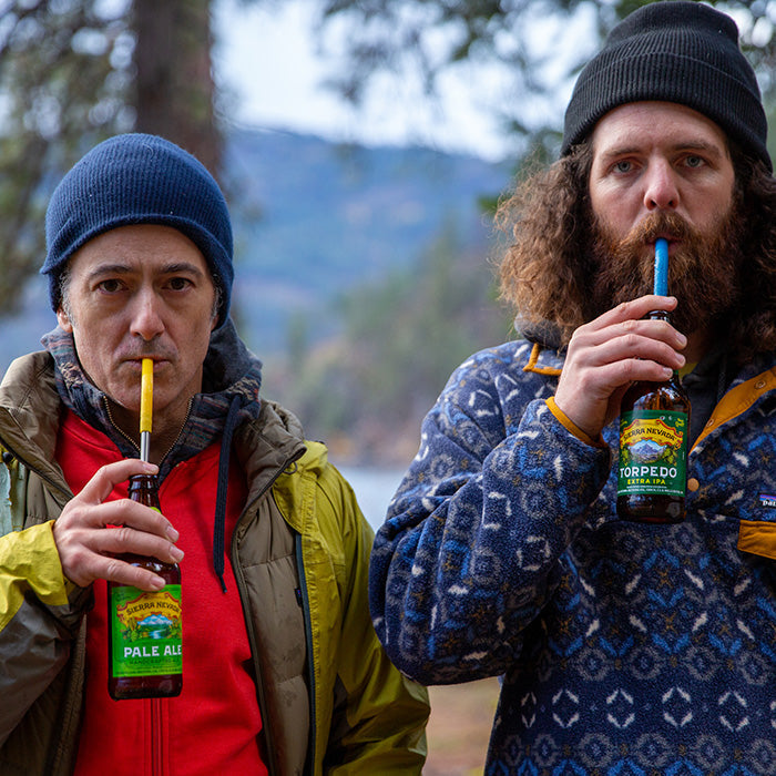 straw-4-pack-p5 recycled_steel_straws_beers_dudes_lifestyle.jpg