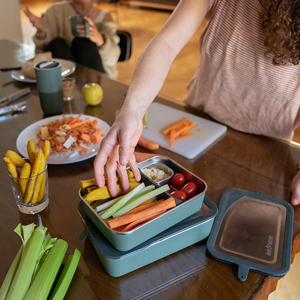 55oz-rise-food-box-big-meal-p6 rise_food_lunch_box_big_meal_veggie_dividers_square.jpg