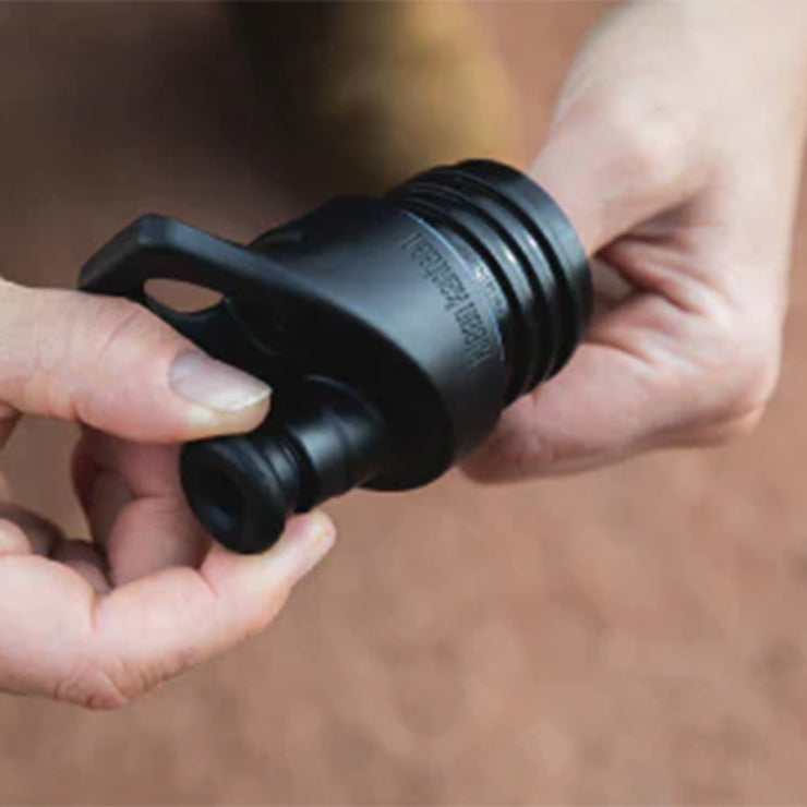 classic-sport-cap-i5 sport_cap_maintenance_kit_pull_valve_out_lifestyle.jpg