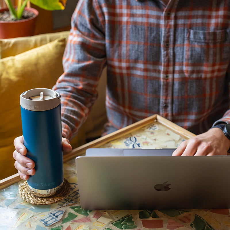 16oz-tkwide-with-cafe-cap-g3 tkwide_16oz_cafe_corsair_cafe_laptop_square.jpg